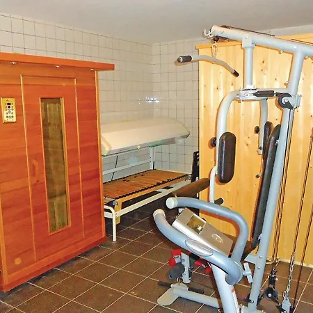 Hof Van Aken - App. 15
